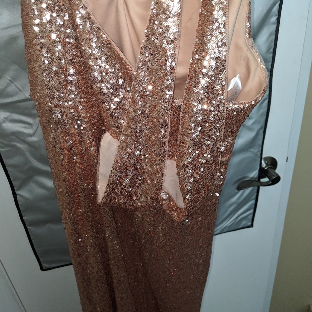 Formal gown size 8 - Picture 2 of 3
